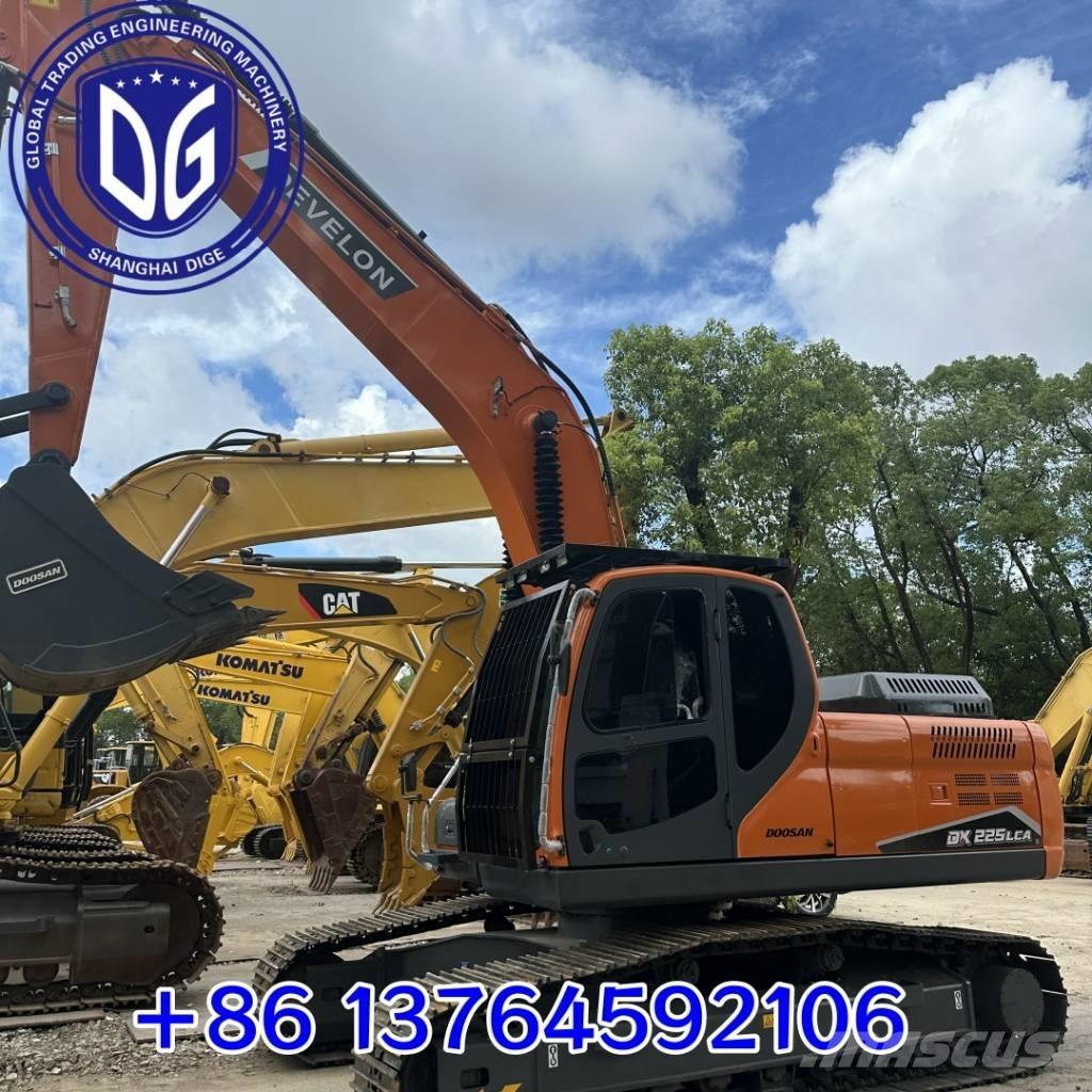 Doosan DX 225 LCA Εκσκαφείς με ερπύστριες