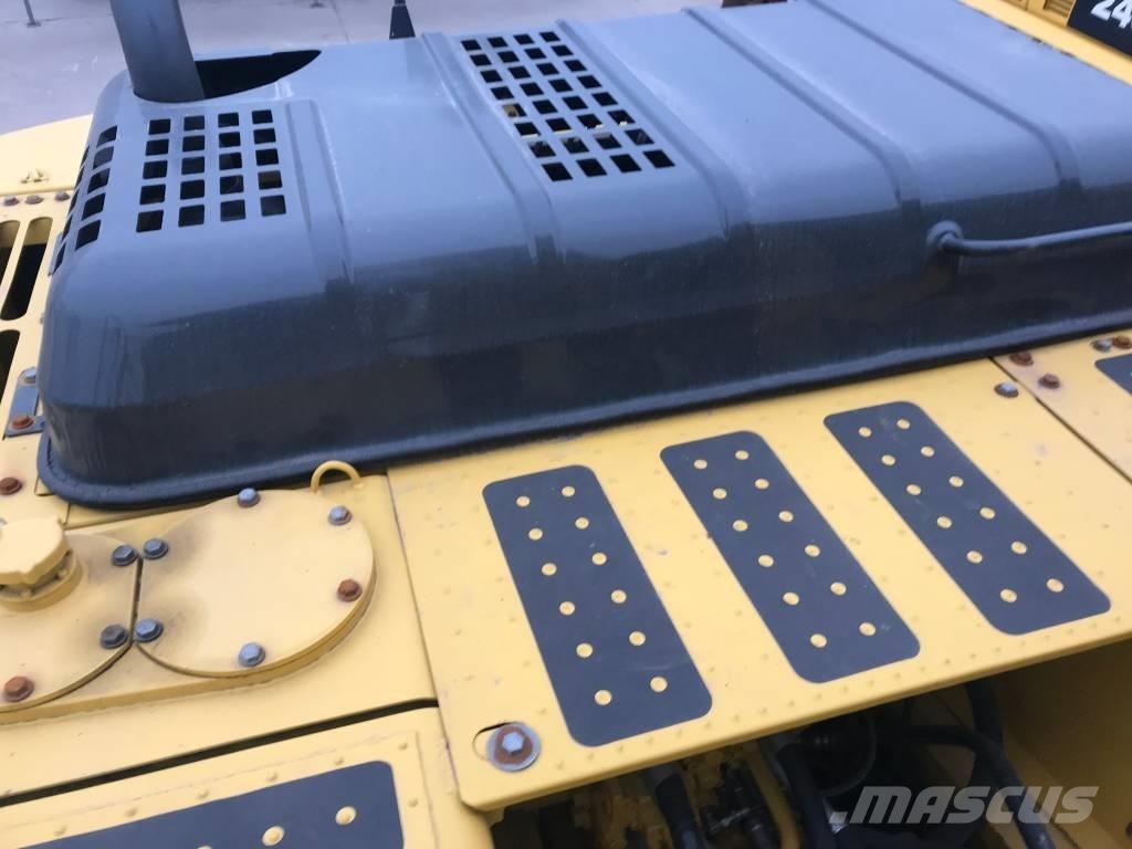 Komatsu PC 220-8 Εκσκαφείς με ερπύστριες