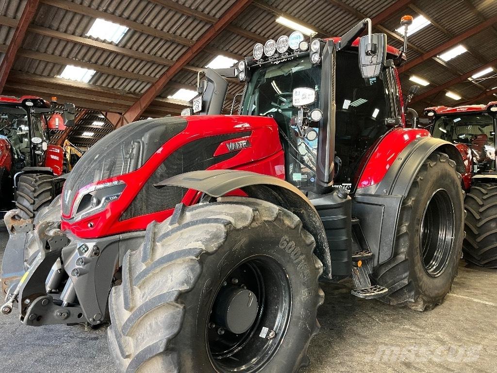 Valtra T235 Τρακτέρ