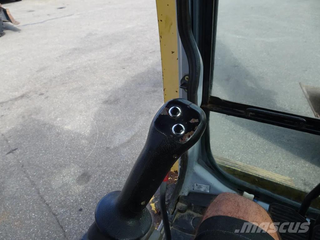 New Holland E195 Εκσκαφείς με ερπύστριες