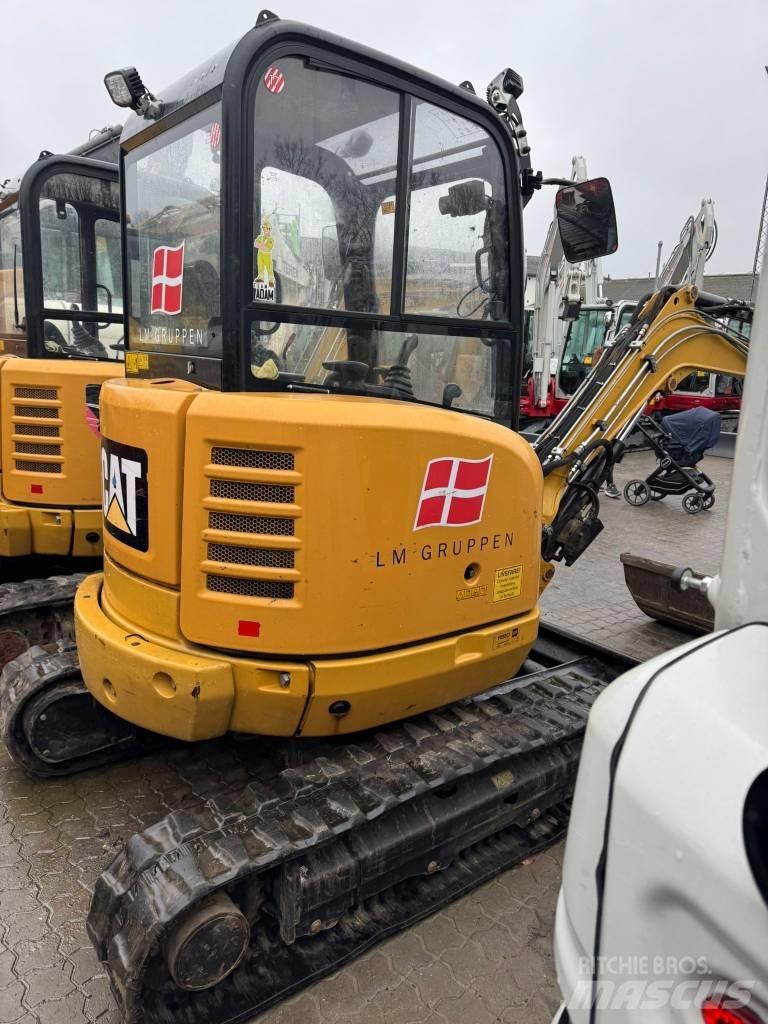 CAT 302.7 D Εκσκαφάκι (διαβολάκι) < 7t