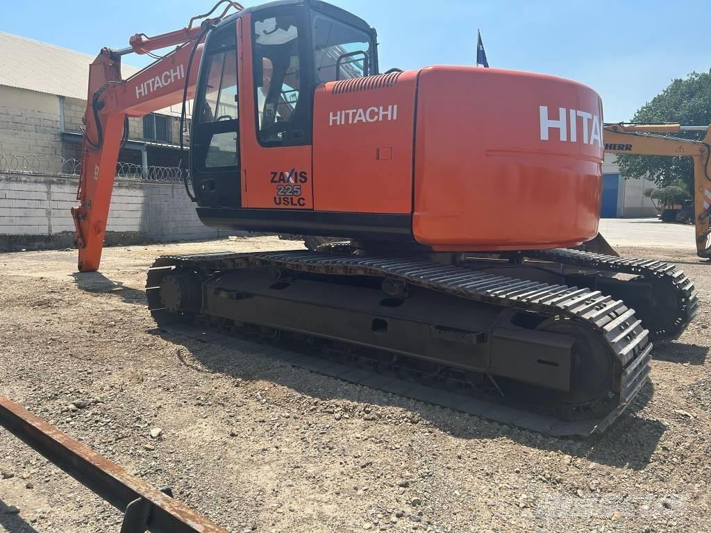 Hitachi ZX 225 Εκσκαφείς με ερπύστριες