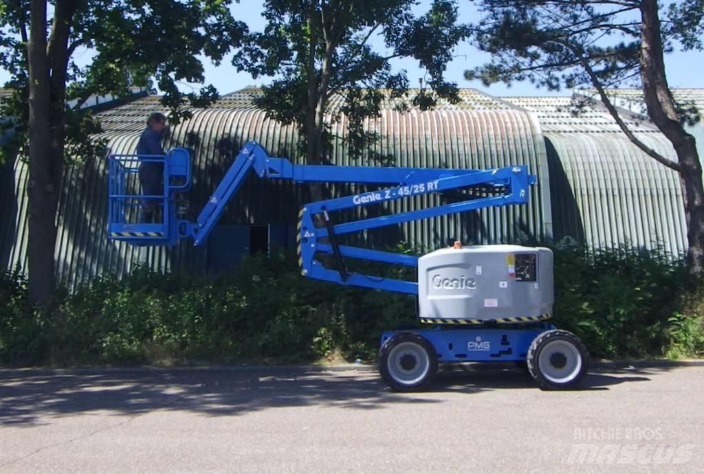 Genie Z45/25JRT Ανυψωτήρες με αρθρωτό βραχίονα
