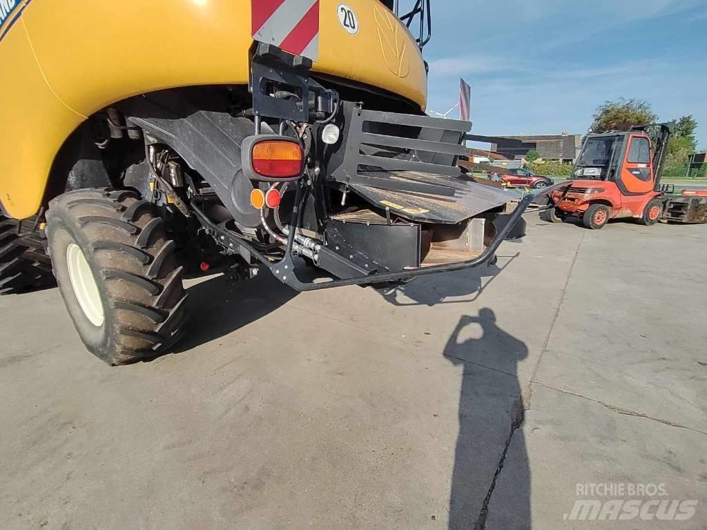 New Holland CR 9090 Θεριζοαλωνιστικές μηχανές