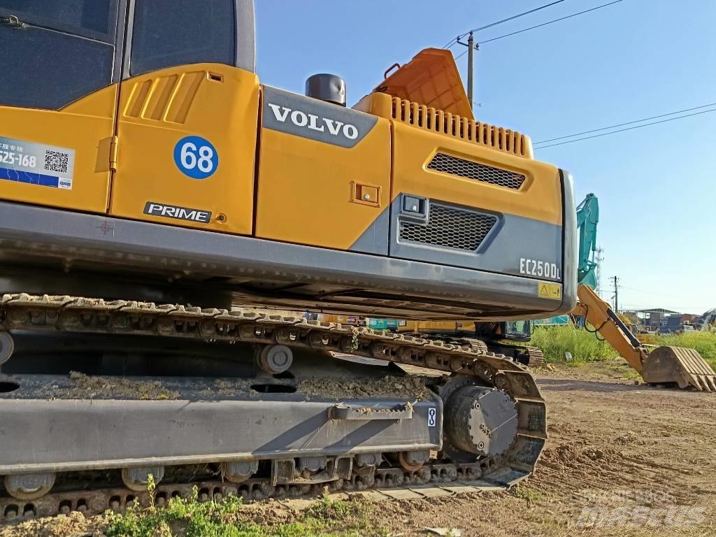 Volvo EC 250 Εκσκαφείς με ερπύστριες