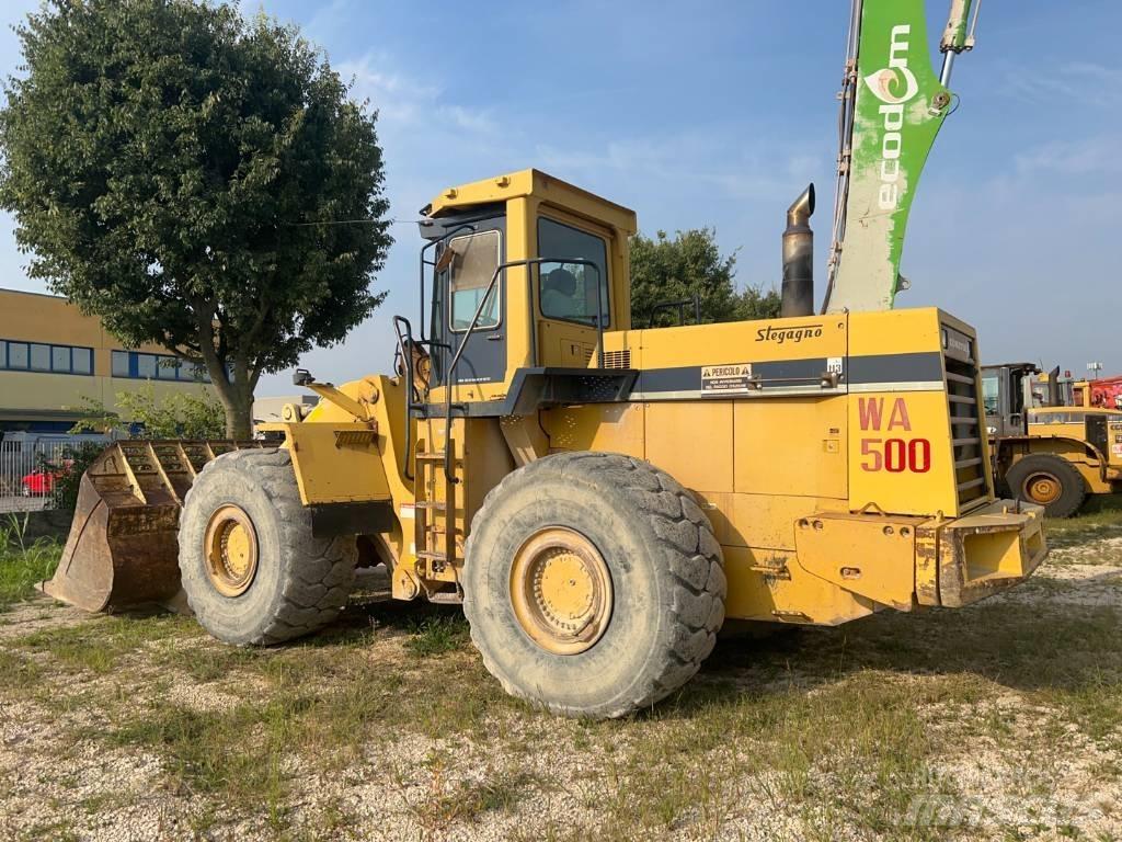 Komatsu WA 500-1 Φορτωτές με λάστιχα (Τροχοφόροι)