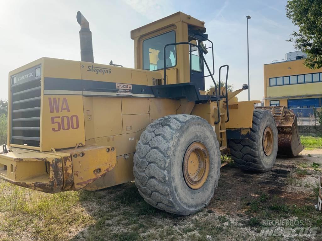 Komatsu WA 500-1 Φορτωτές με λάστιχα (Τροχοφόροι)