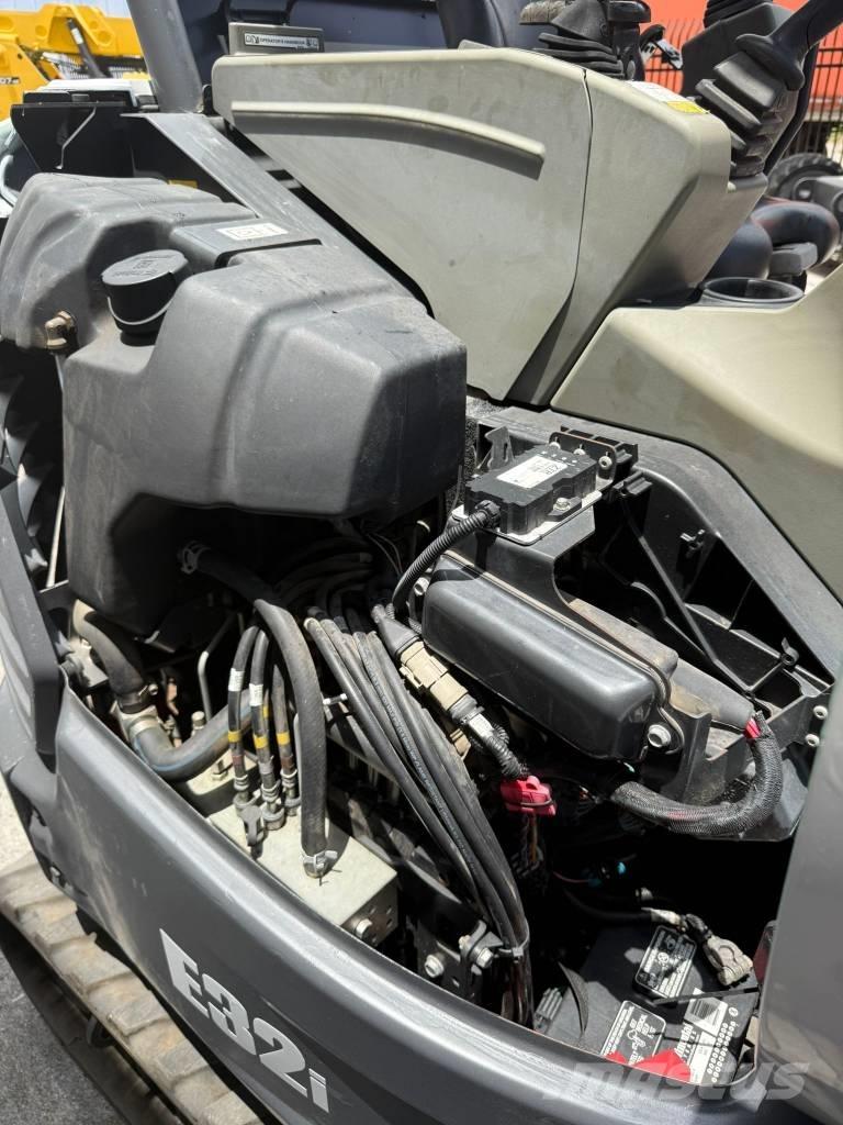 Bobcat E 32i Εκσκαφάκι (διαβολάκι) < 7t