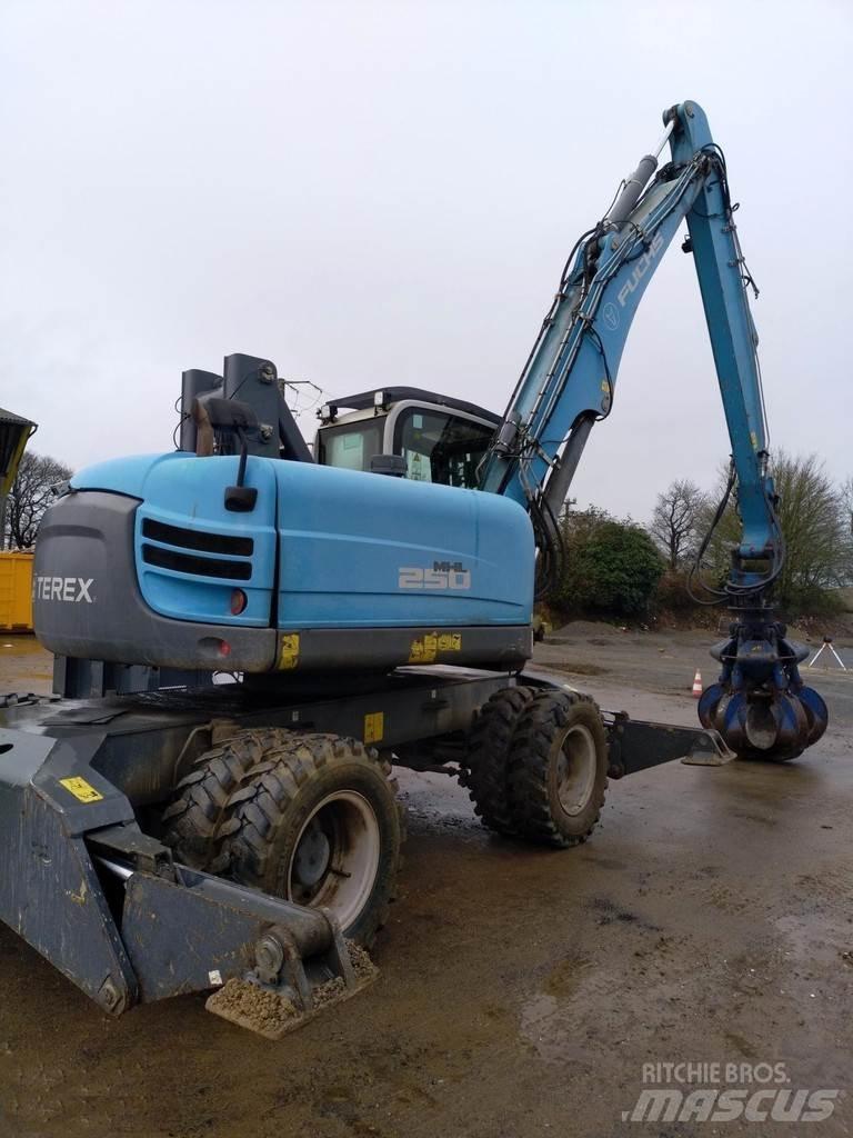 Fuchs MHL 250 E Ειδικοί εκσκαφείς