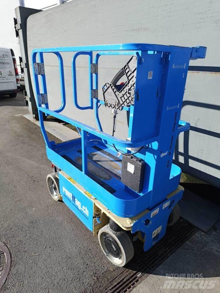 JLG 1230 ES Ανυψωτήρες με κατακόρυφους πυλώνες