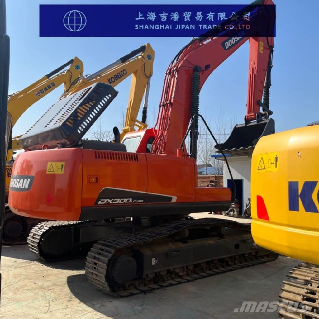 Doosan DX 300 Εκσκαφείς με ερπύστριες