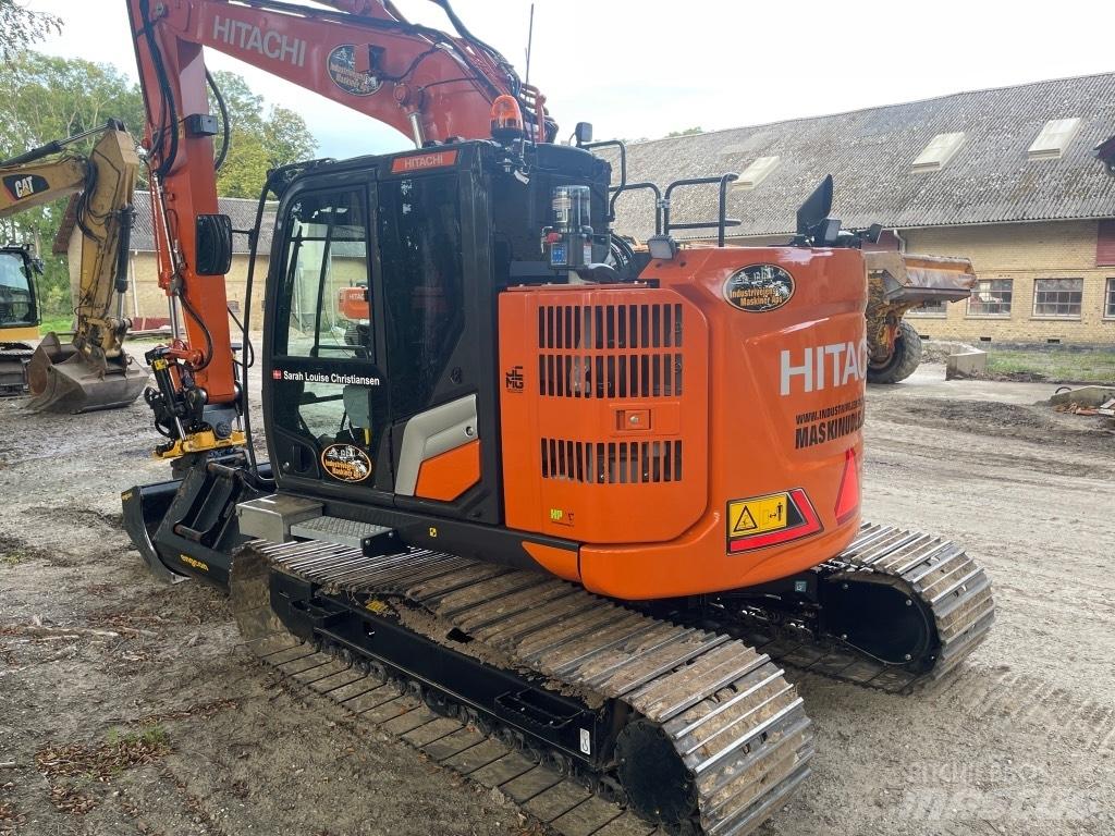 Hitachi ZX 135 US-7 Εκσκαφείς με ερπύστριες