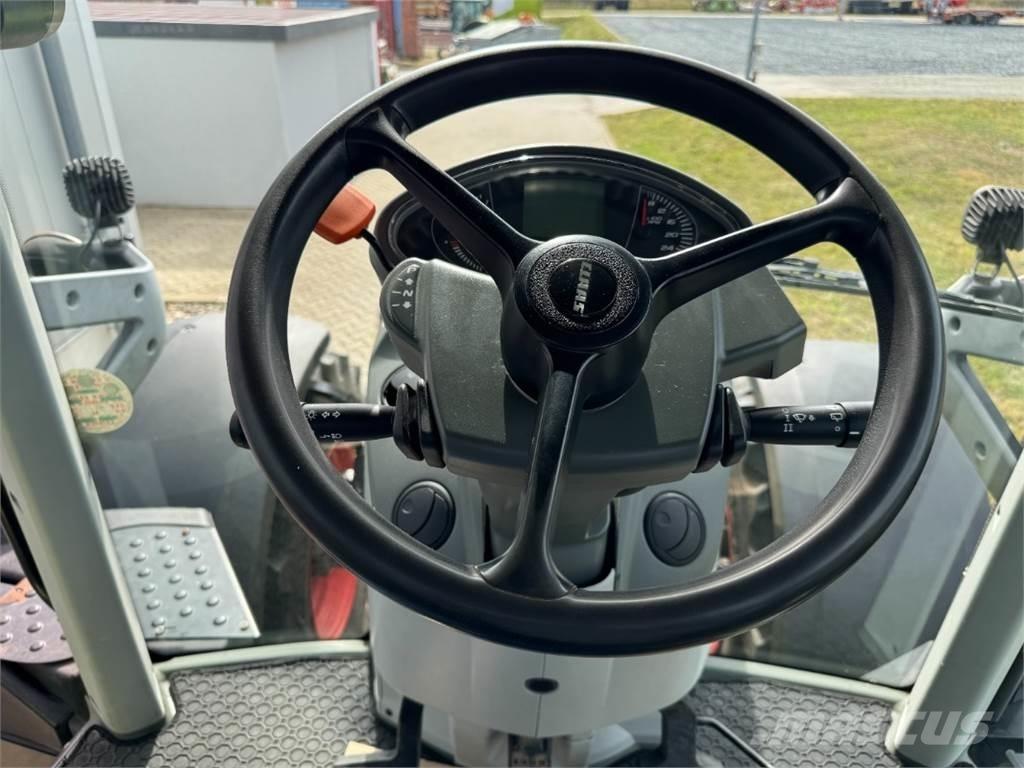 CLAAS Axion 850 Τρακτέρ