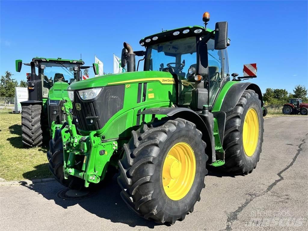 John Deere 6R 250 Τρακτέρ