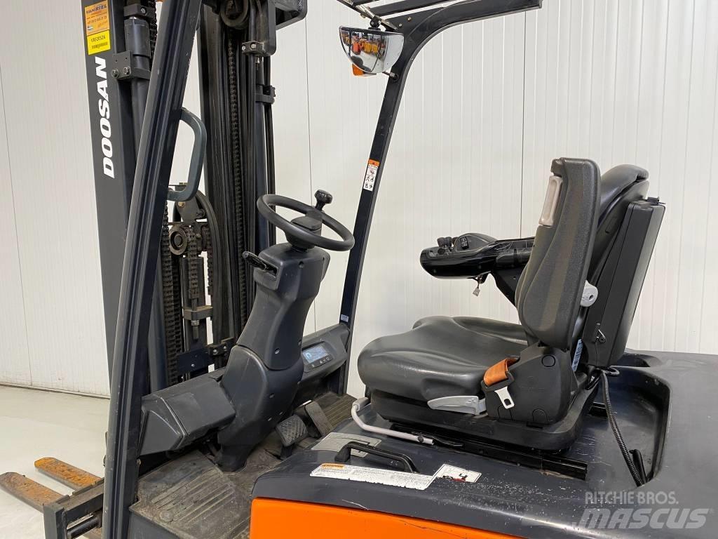 Doosan B20TL-7 Ηλεκτρικά περονοφόρα ανυψωτικά κλαρκ