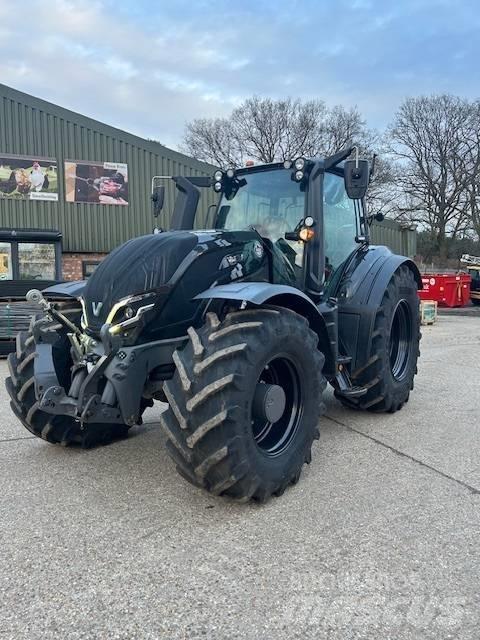 Valtra T 235 D Τρακτέρ