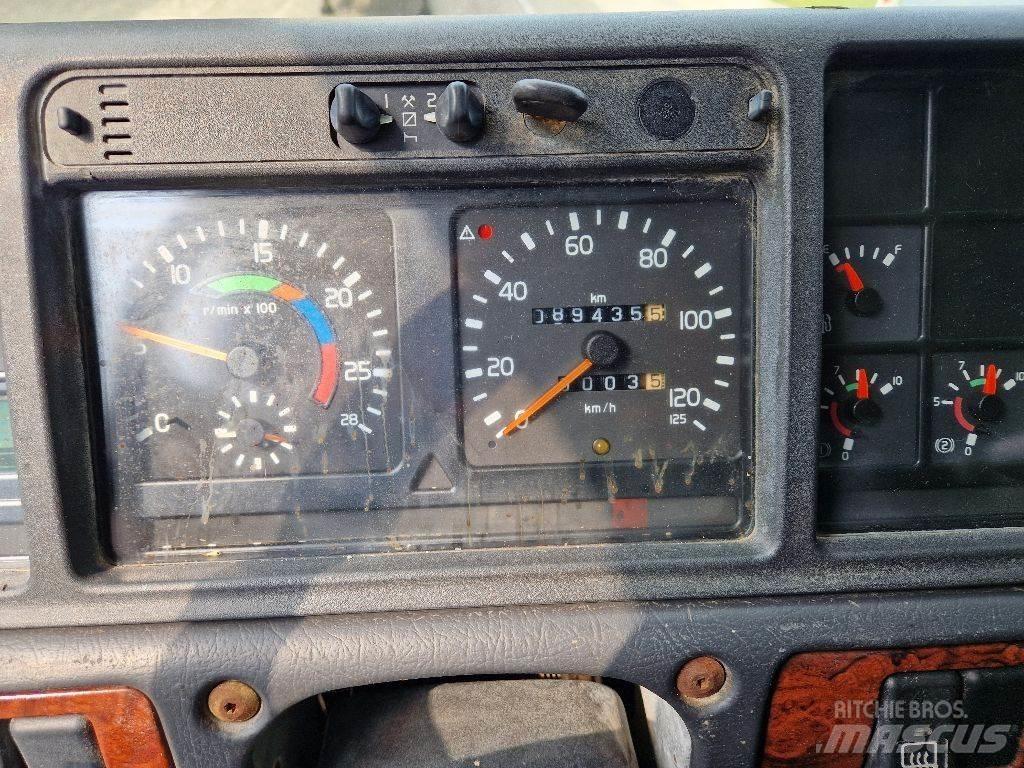 Volvo NH12.460 Τράκτορες