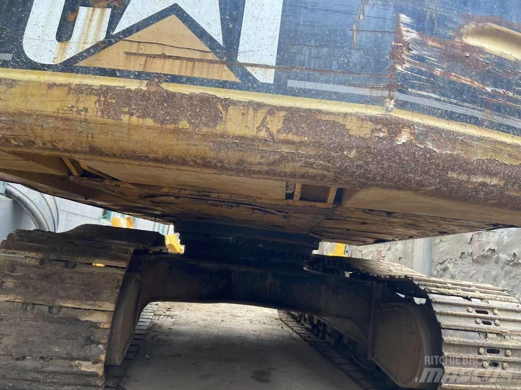 CAT 330 B L Εκσκαφείς με ερπύστριες