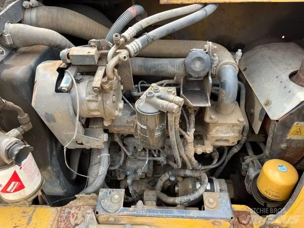 Komatsu PC70-8加长臂 Εκσκαφείς με ερπύστριες