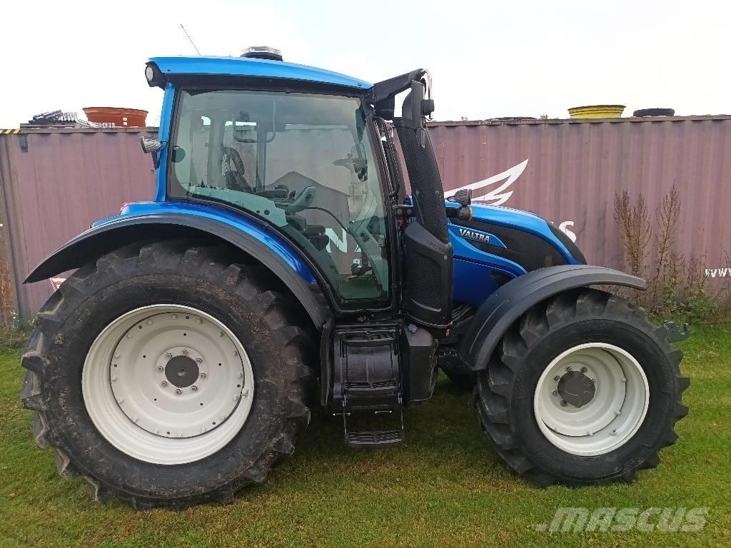 Valtra N174 E versu Τρακτέρ