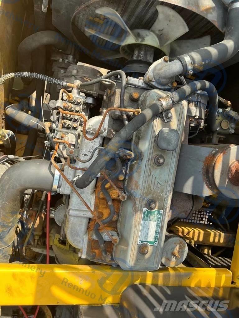 Xinyuan XYB75 Εκσκαφείς με τροχούς - λάστιχα