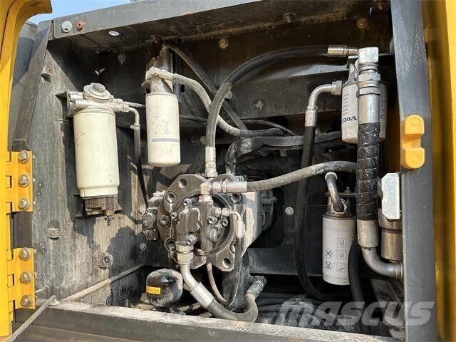 Volvo EC240 Εκσκαφείς με ερπύστριες