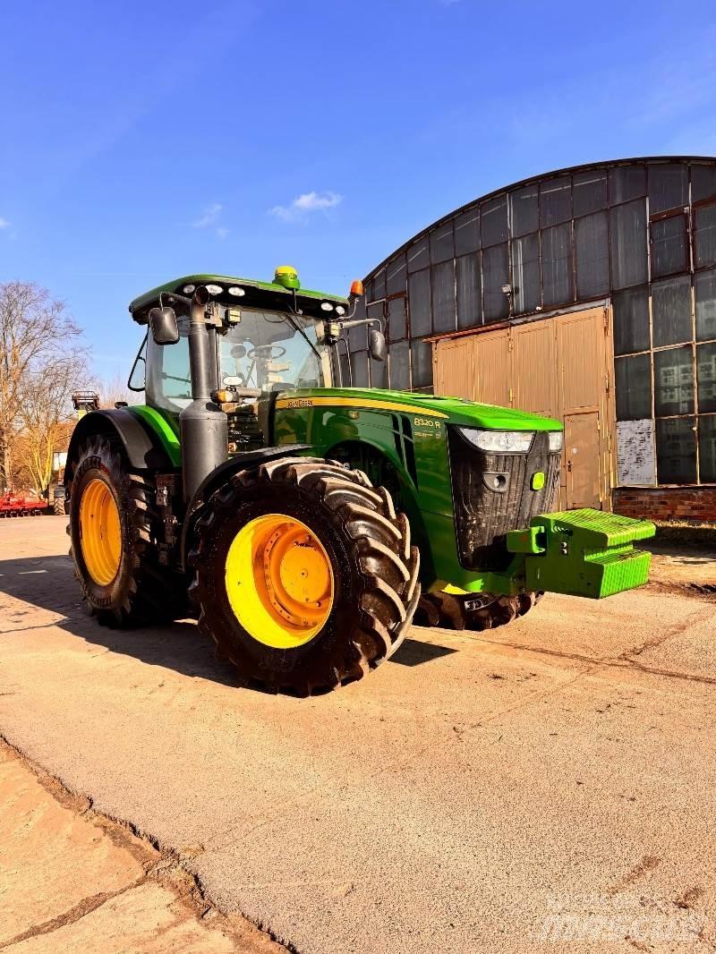 John Deere 8320 R Τρακτέρ