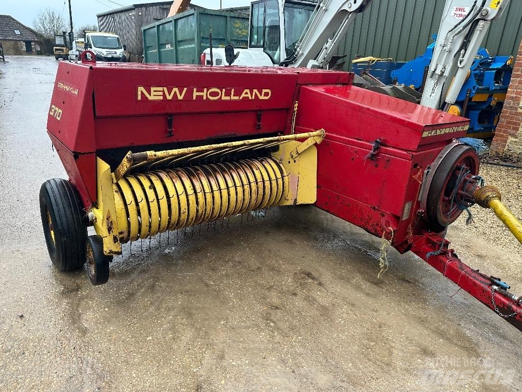 New Holland 370 Πρέσες τετράγωνων δεμάτων