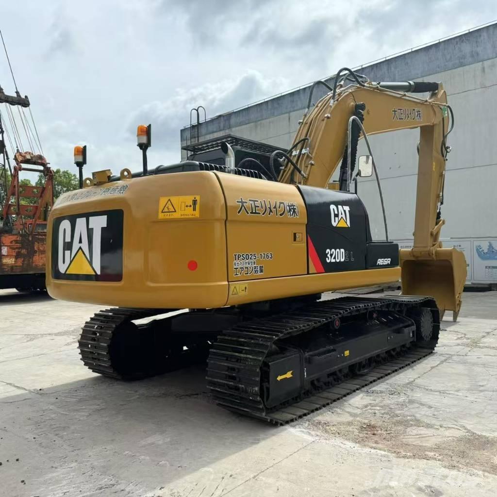 CAT 320 D2 Εκσκαφείς με ερπύστριες