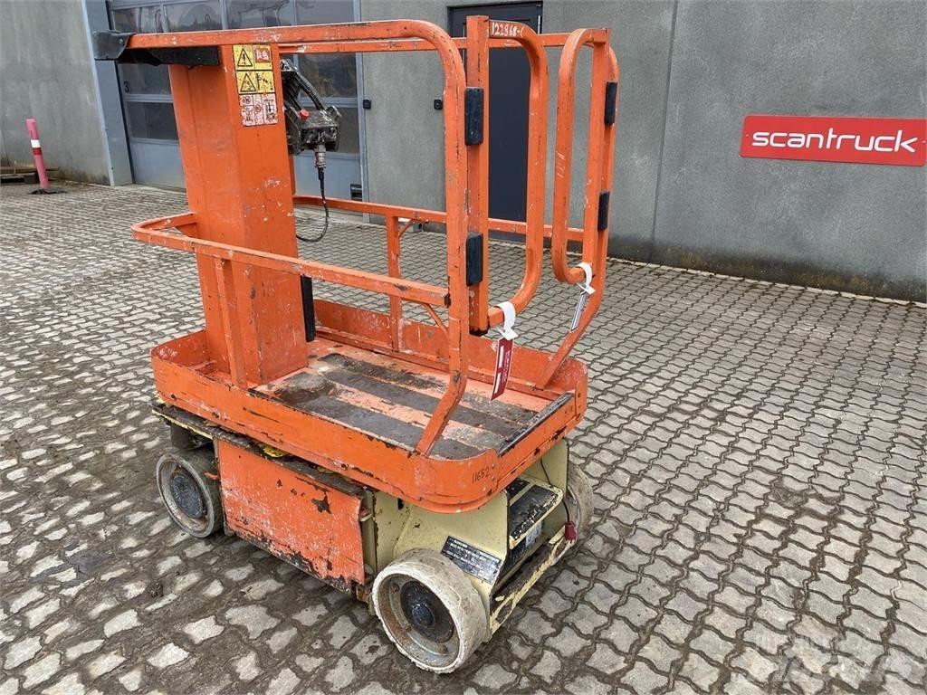 JLG 1230ES Ανυψωτήρες με κατακόρυφους πυλώνες