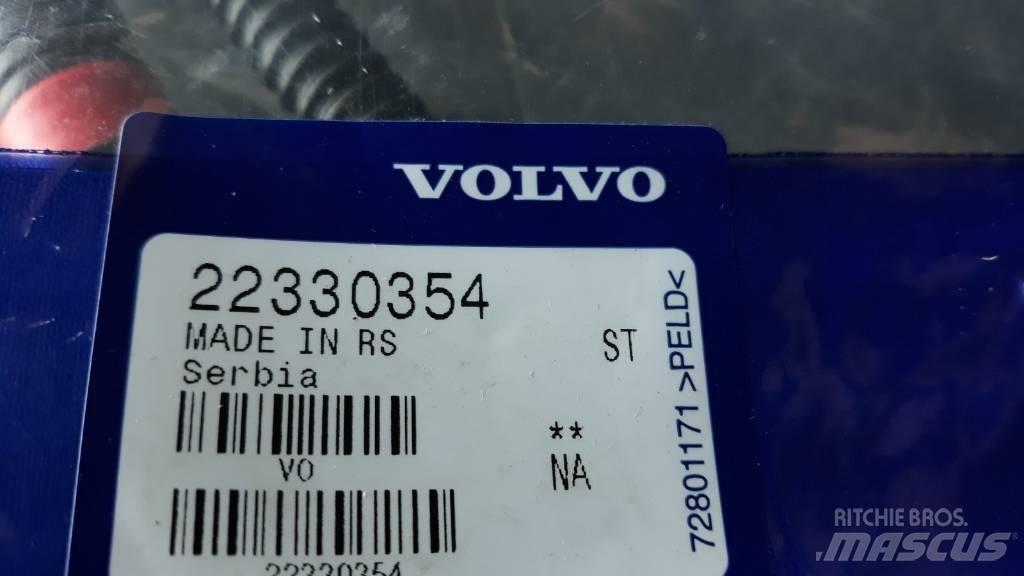 Volvo HOSE 22330354 Μεταφορές - Άλλα