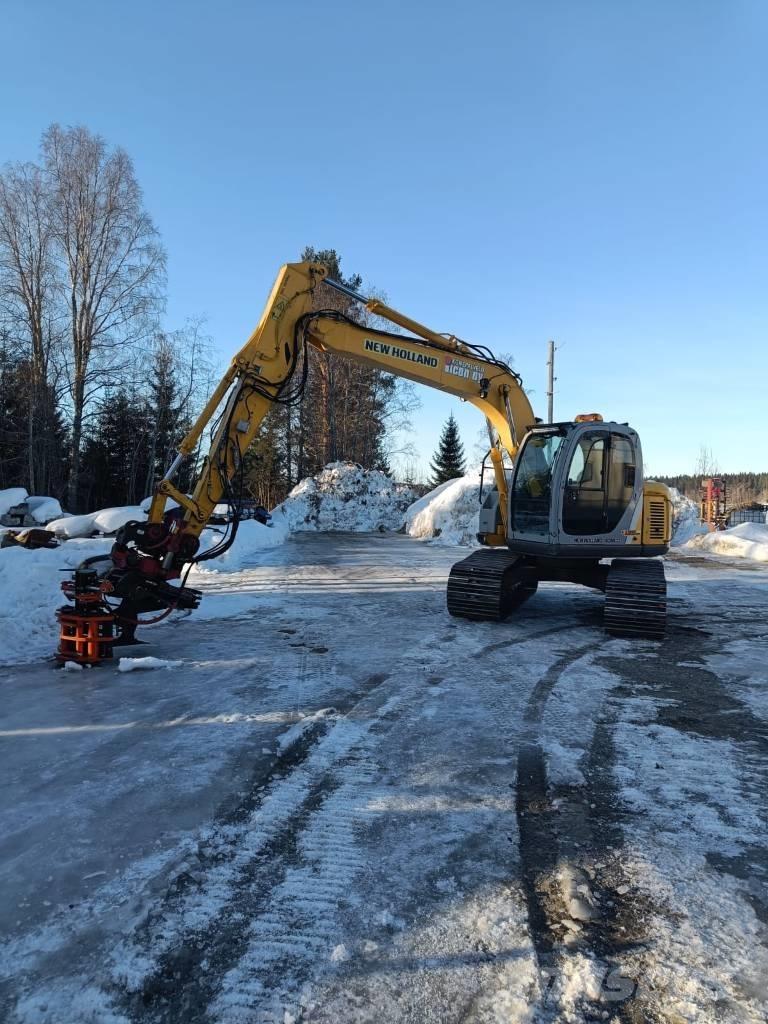 New Holland 135 SR Εκσκαφείς με ερπύστριες