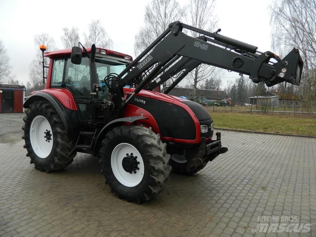 Valtra T 140 Τρακτέρ