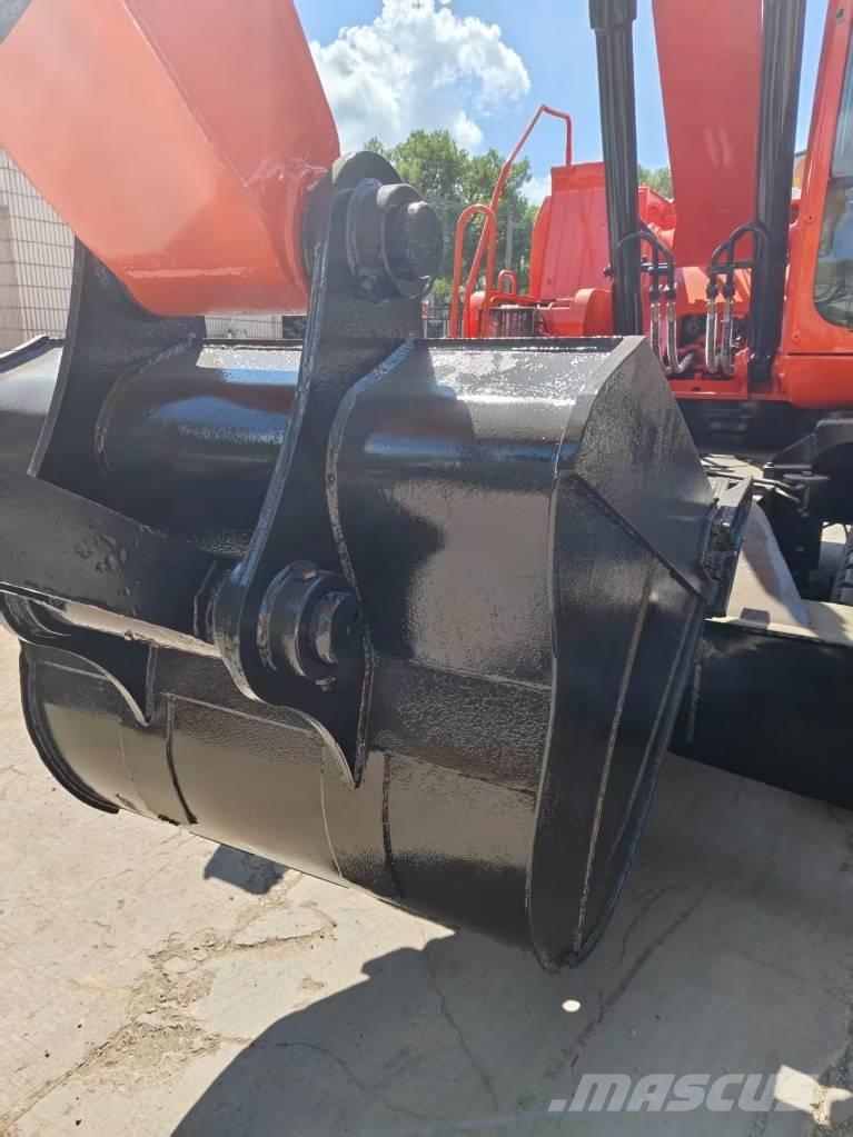 Doosan DH 210 W-7 Εκσκαφείς με τροχούς - λάστιχα