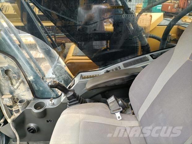 Hyundai 220LC Εκσκαφείς με ερπύστριες