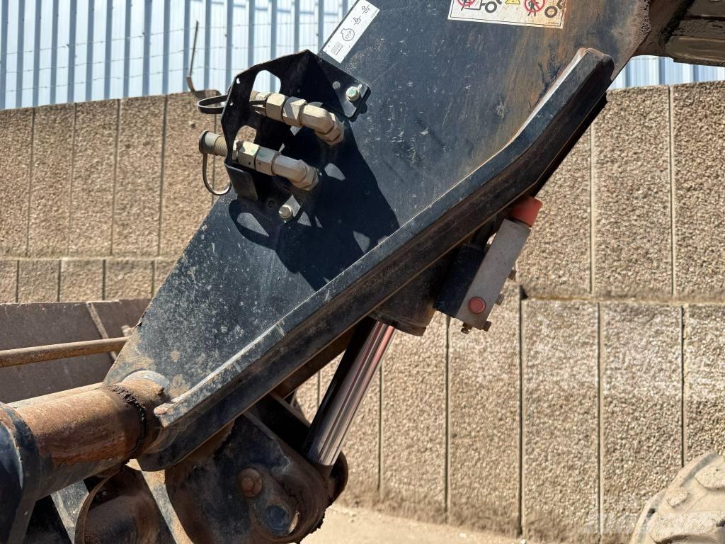 Manitou MT 733 Τηλεσκοπικοί ανυψωτές