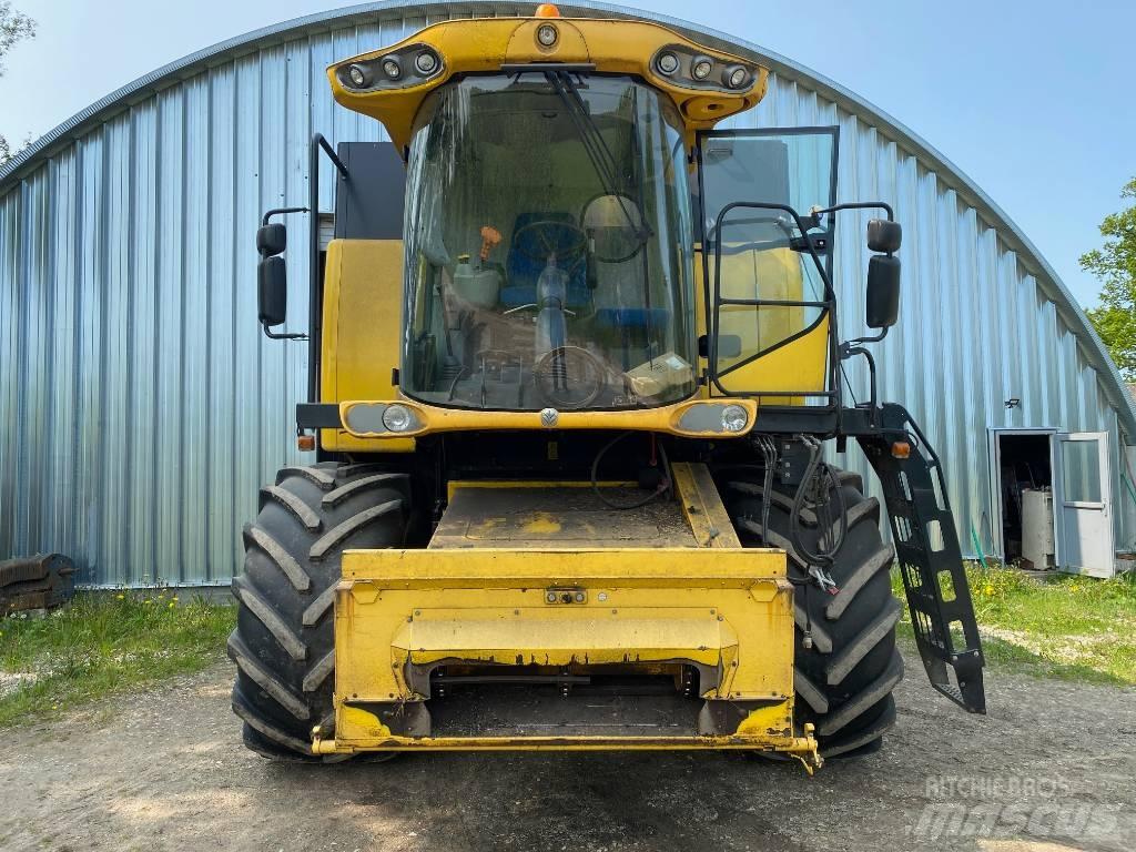 New Holland CS 6050 Θεριζοαλωνιστικές μηχανές