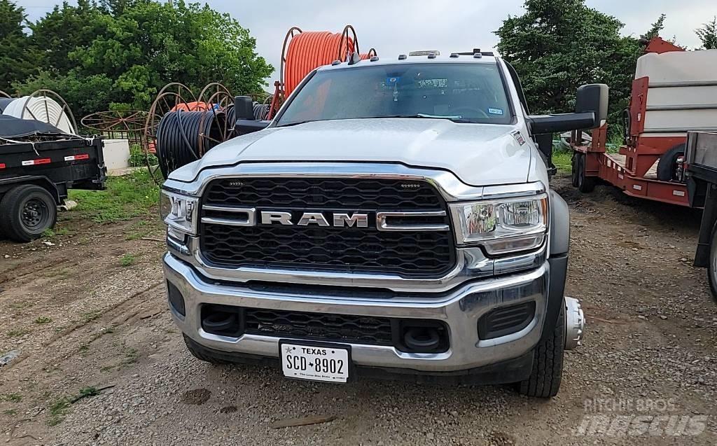 RAM 5500 Φορτηγά Kαρότσα με ανοιγόμενα πλαϊνά