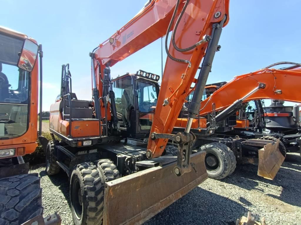 Doosan DX140W-5 Εκσκαφείς με τροχούς - λάστιχα