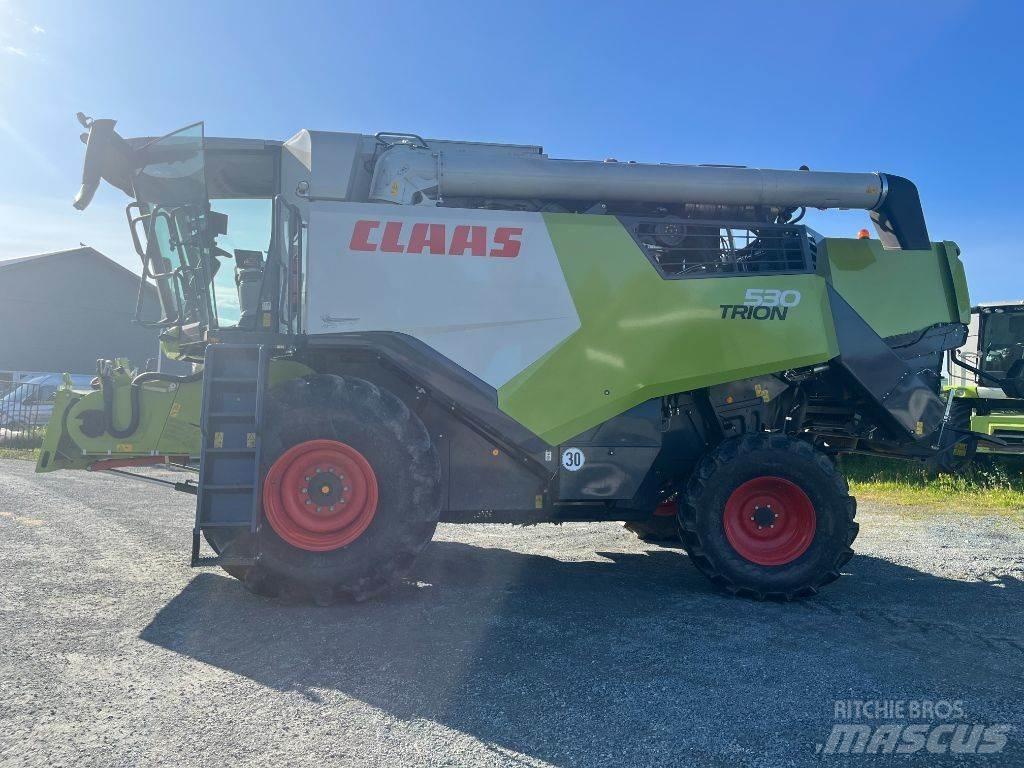 CLAAS Trion Θεριζοαλωνιστικές μηχανές