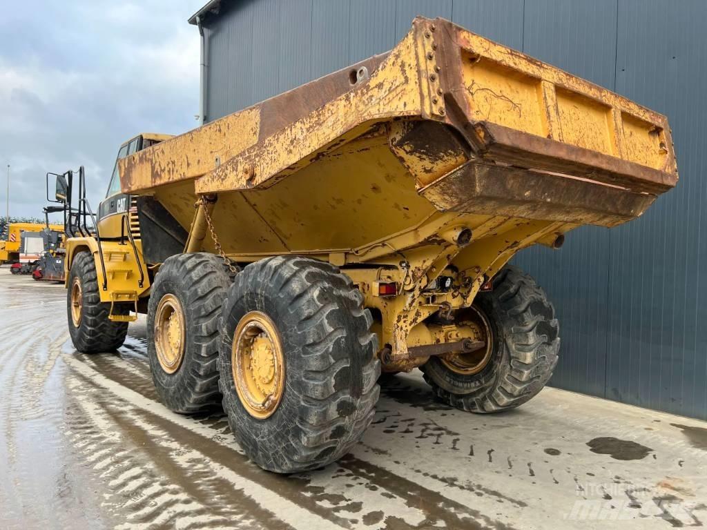 CAT 725 Σπαστό Dump Truck ADT