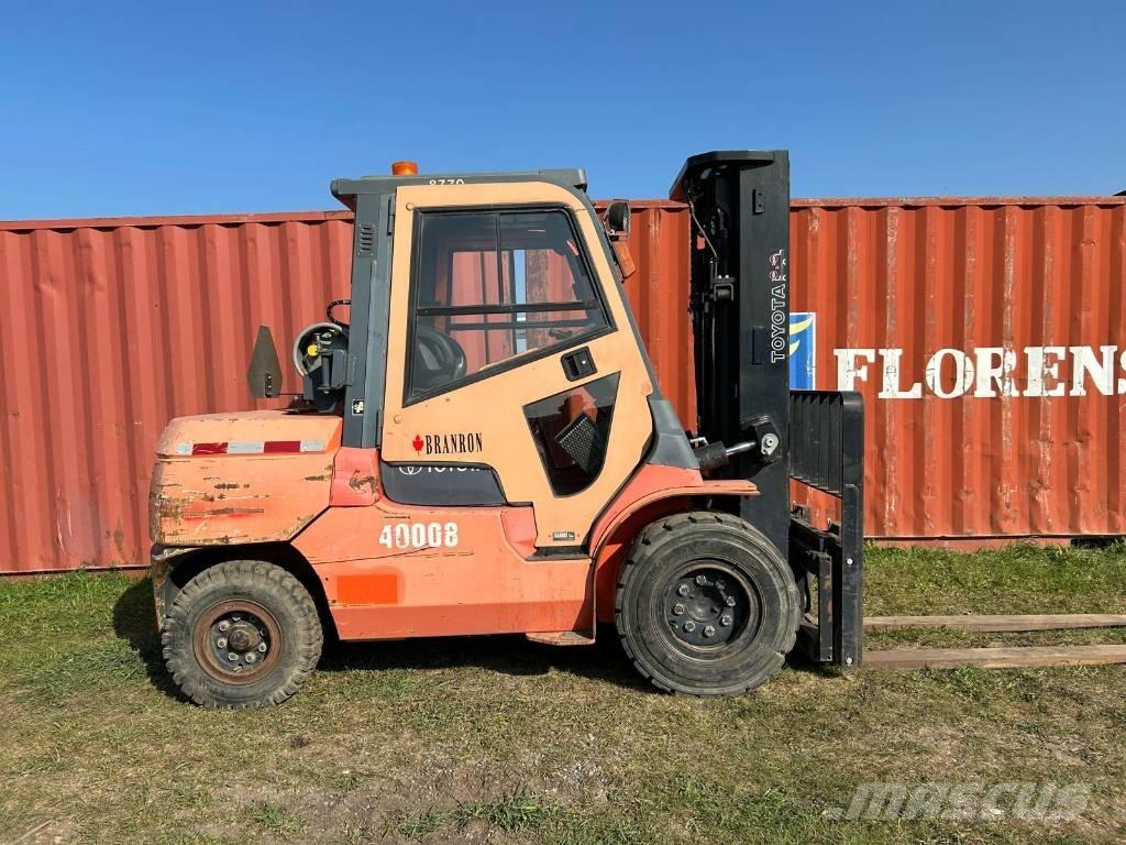 Toyota 7 FGU 45 Περονοφόρα ανυψωτικά κλαρκ - άλλα