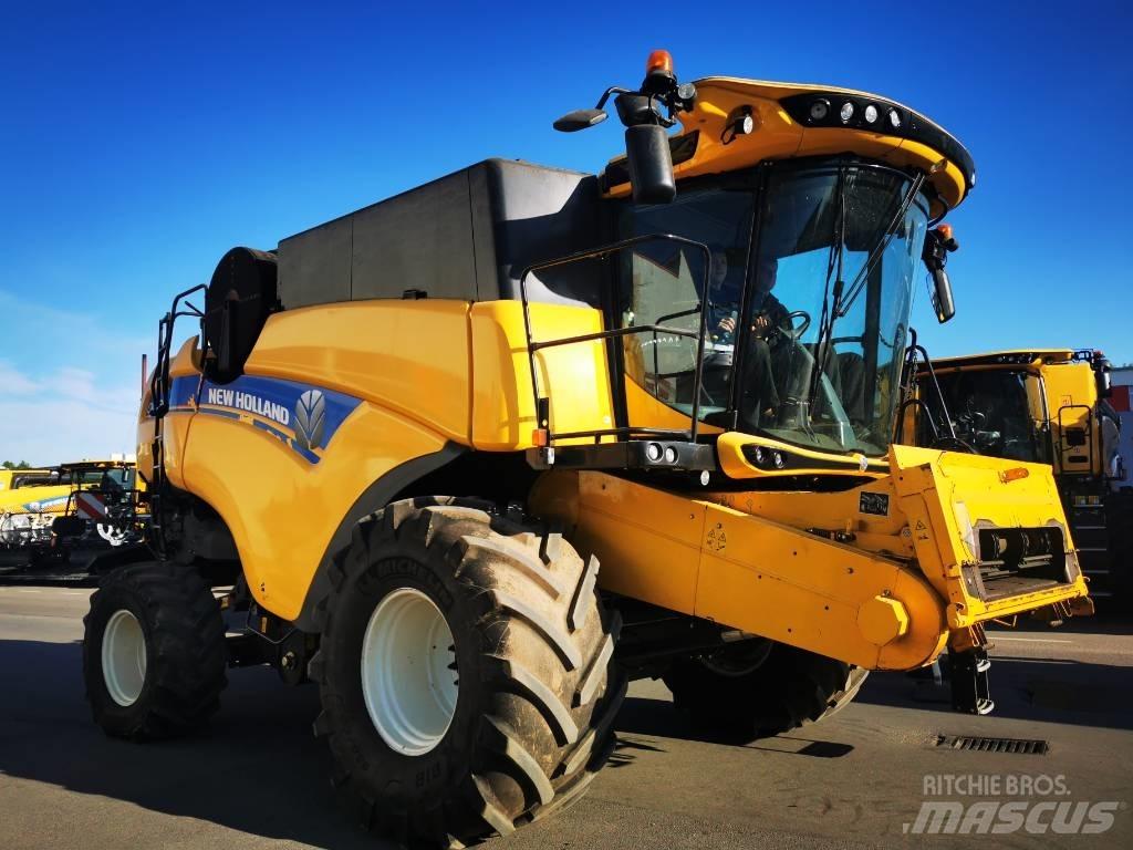 New Holland CX 8.90 Θεριζοαλωνιστικές μηχανές