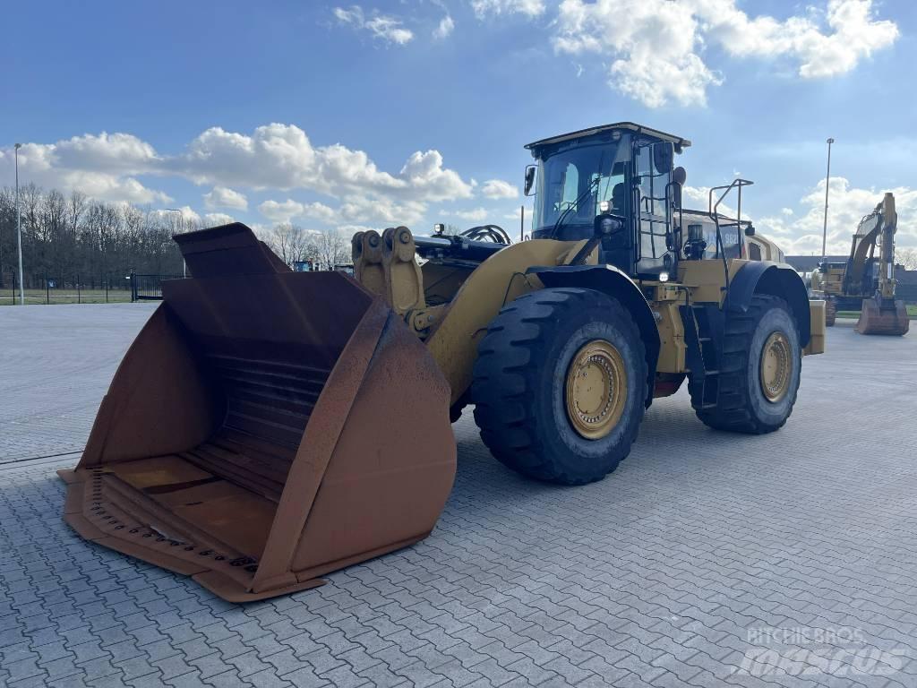 CAT 982M Φορτωτές με λάστιχα (Τροχοφόροι)