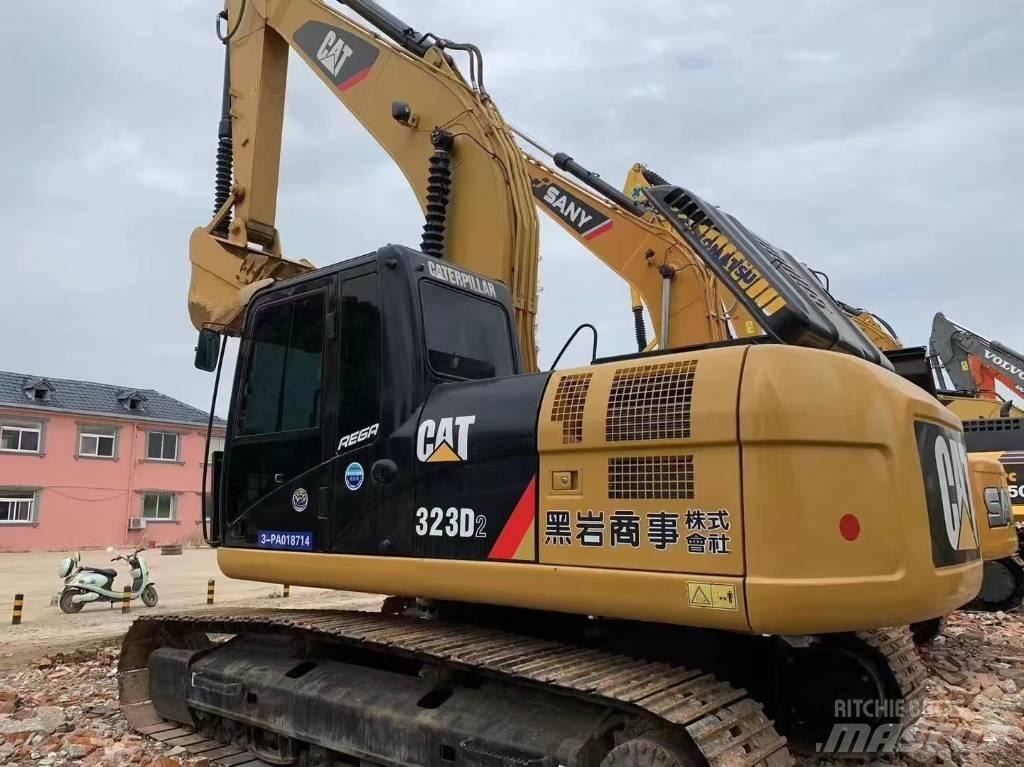 CAT 323 D L Εκσκαφείς με ερπύστριες
