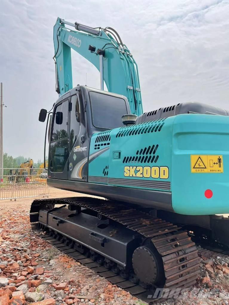 Kobelco 200 Εκσκαφείς με ερπύστριες