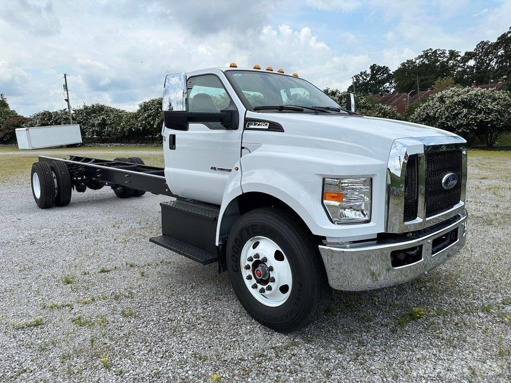 Ford F 750 Φορτηγά Σασί