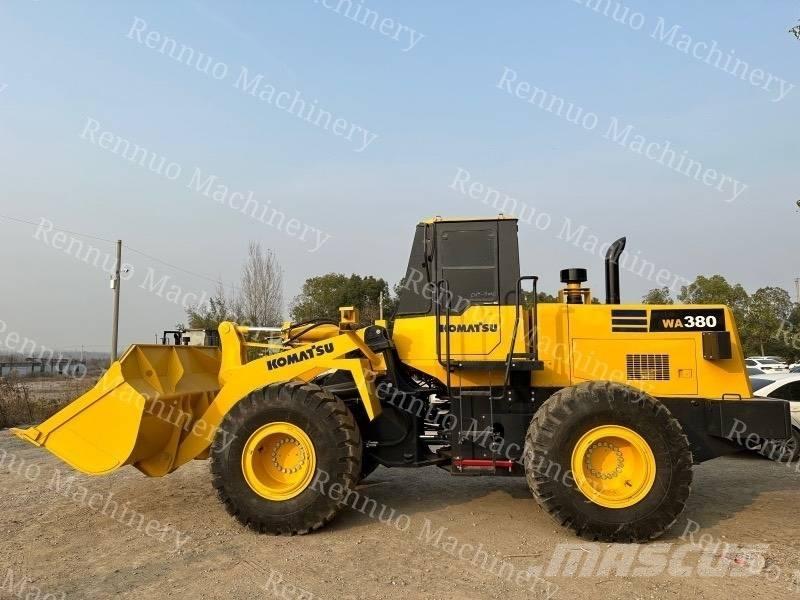 Komatsu WA380 Φορτωτές με λάστιχα (Τροχοφόροι)