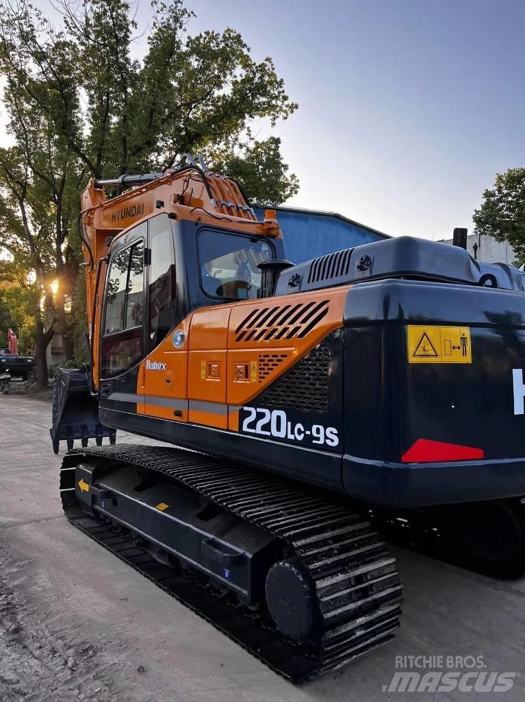 Hyundai 220LC-9S Εκσκαφείς με ερπύστριες