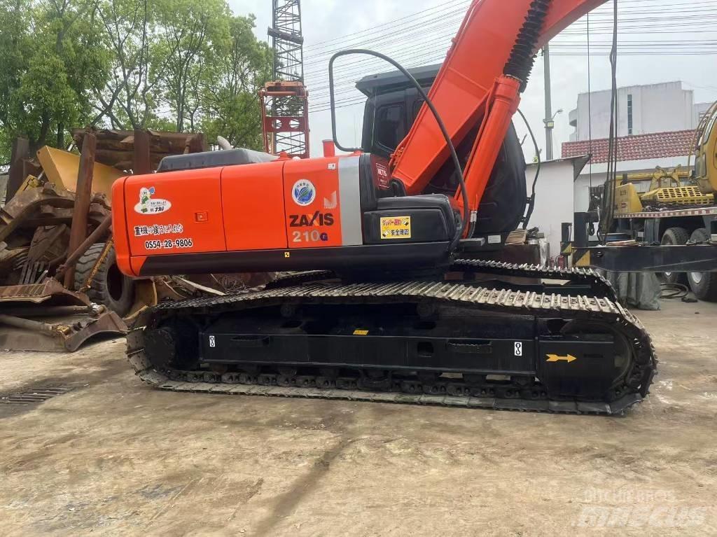 Hitachi 210LC Εκσκαφείς με ερπύστριες